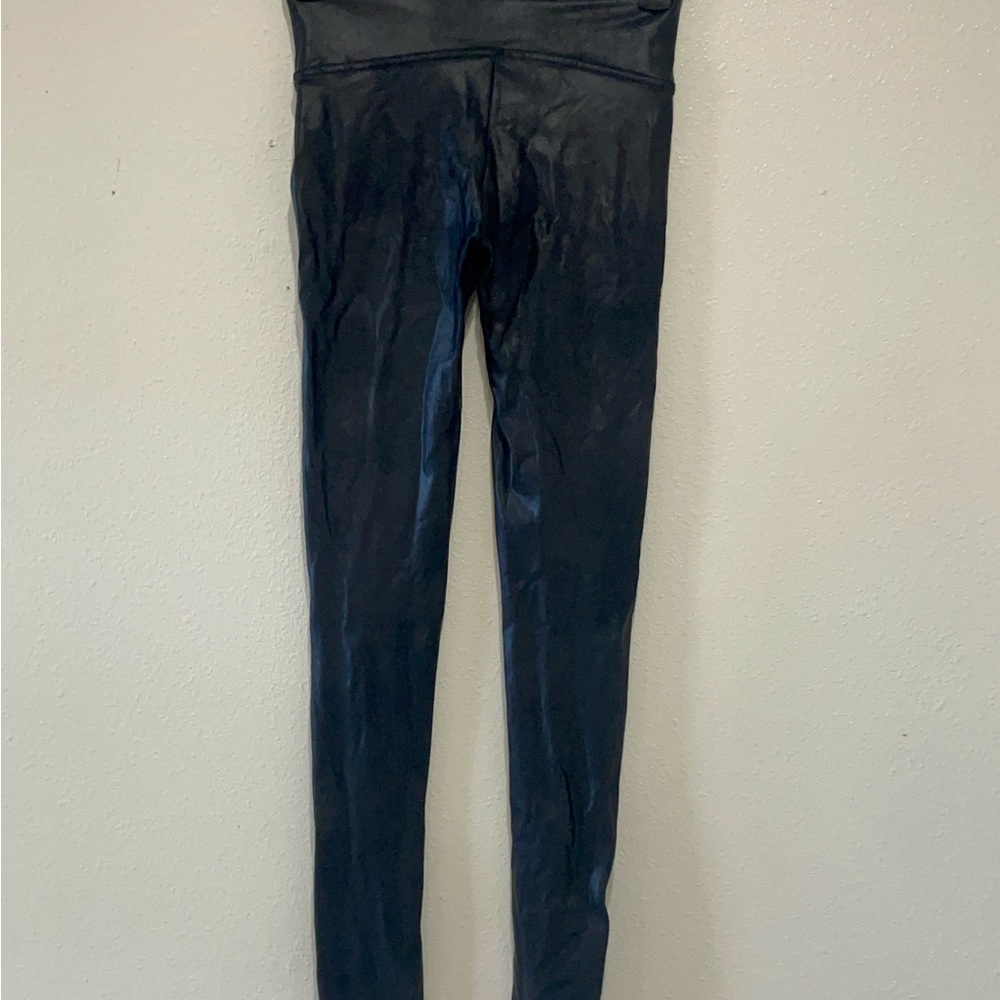 SPANX Black faux leather leggings - Picture 9 of 9